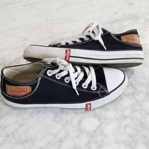 Levi's Straus chuck taylor tennis shoes